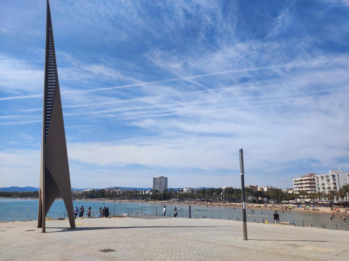 Apartamentos Ct Salou Kültér fotó